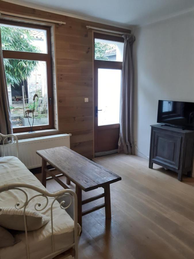 Maison Cosy Au Centre De Nivelles - Videosurveillance Exterieure Εξωτερικό φωτογραφία